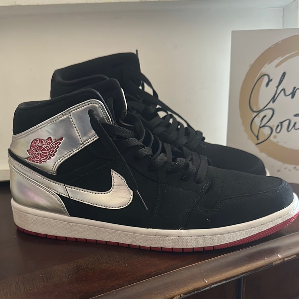 Nike Air Jordan Black and Silver Men's Shoes